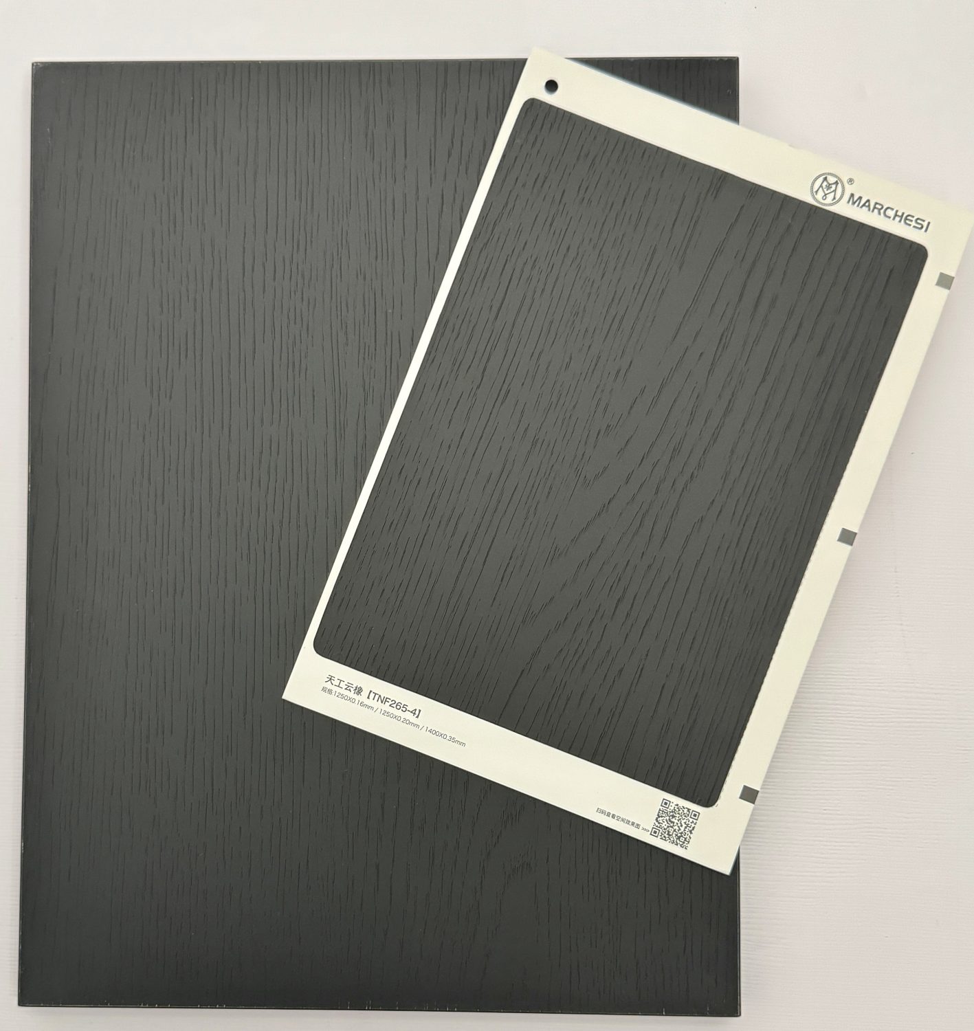 Chi tiết vân gỗ PVC